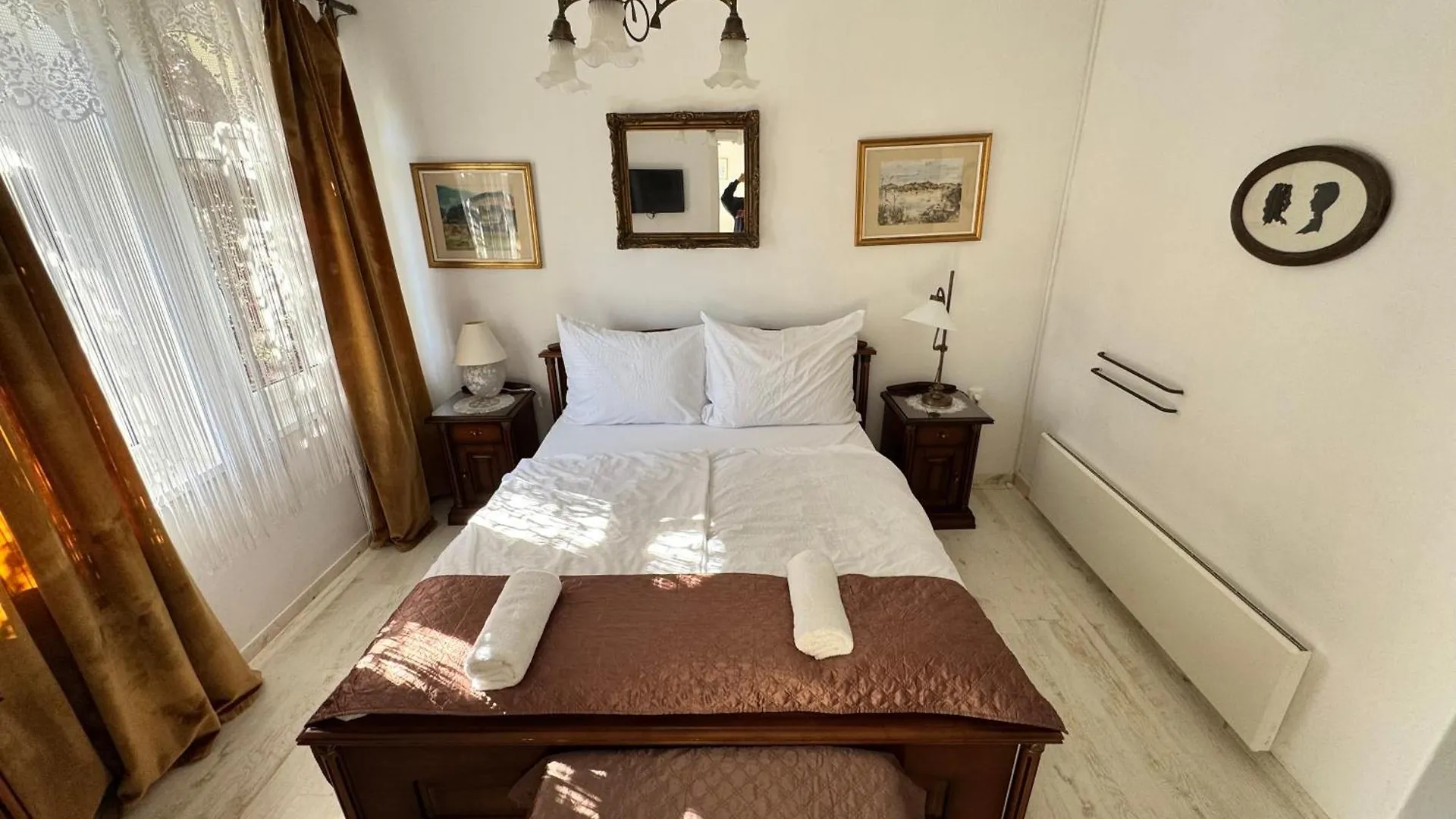 Panorama Apartman Eger Kwatera prywatna